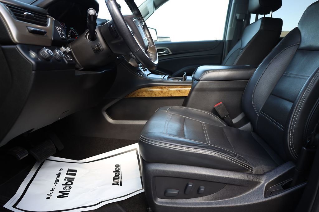 Used 2017 GMC Yukon Denali w/ Enhanced Security Package AWD/4WD image 11