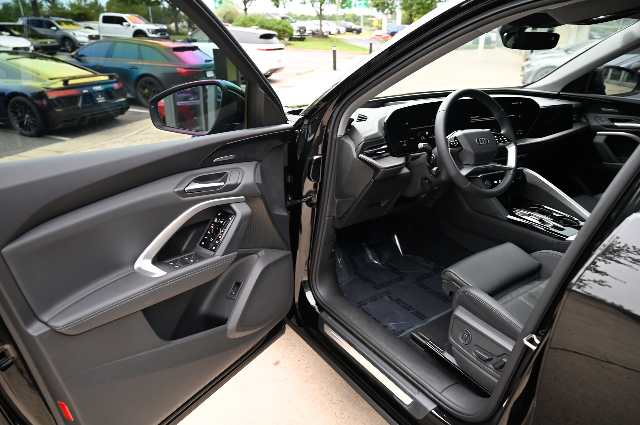 Used 2025 Audi Q5 Premium Plus AWD/4WD image 15