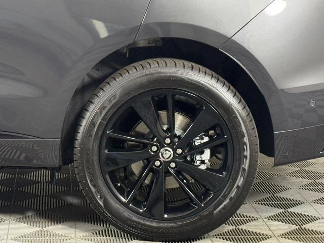 New 2026 Jaguar F-PACE R-Dynamic S AWD/4WD image 14