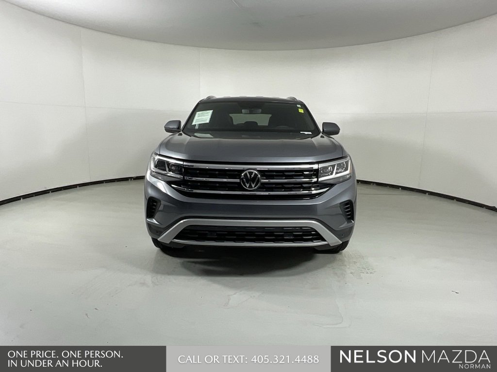 Used 2023 Volkswagen Atlas Cross Sport SE image 2