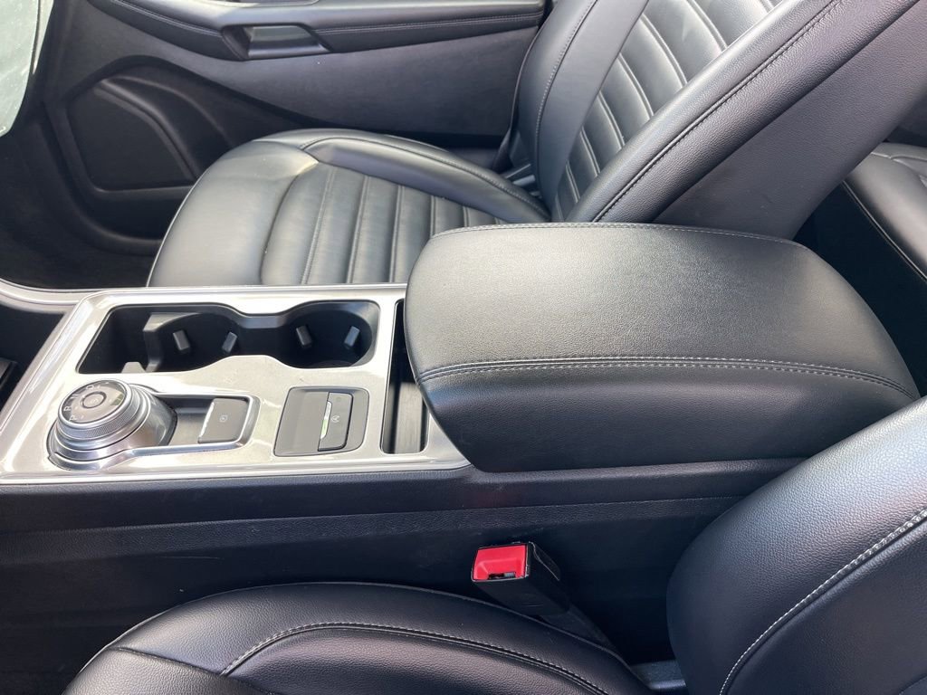 Used 2024 Ford Edge SEL image 14