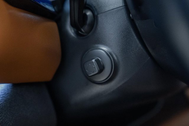 Used 2024 Nissan Pathfinder Platinum w/ Black Appearance Package image 40