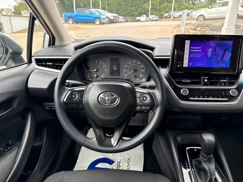 Used 2024 Toyota Corolla LE FWD image 13