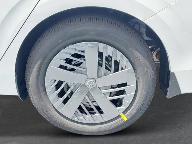 New 2026 Nissan Sentra SV w/ Floor Mat Package FWD image 8