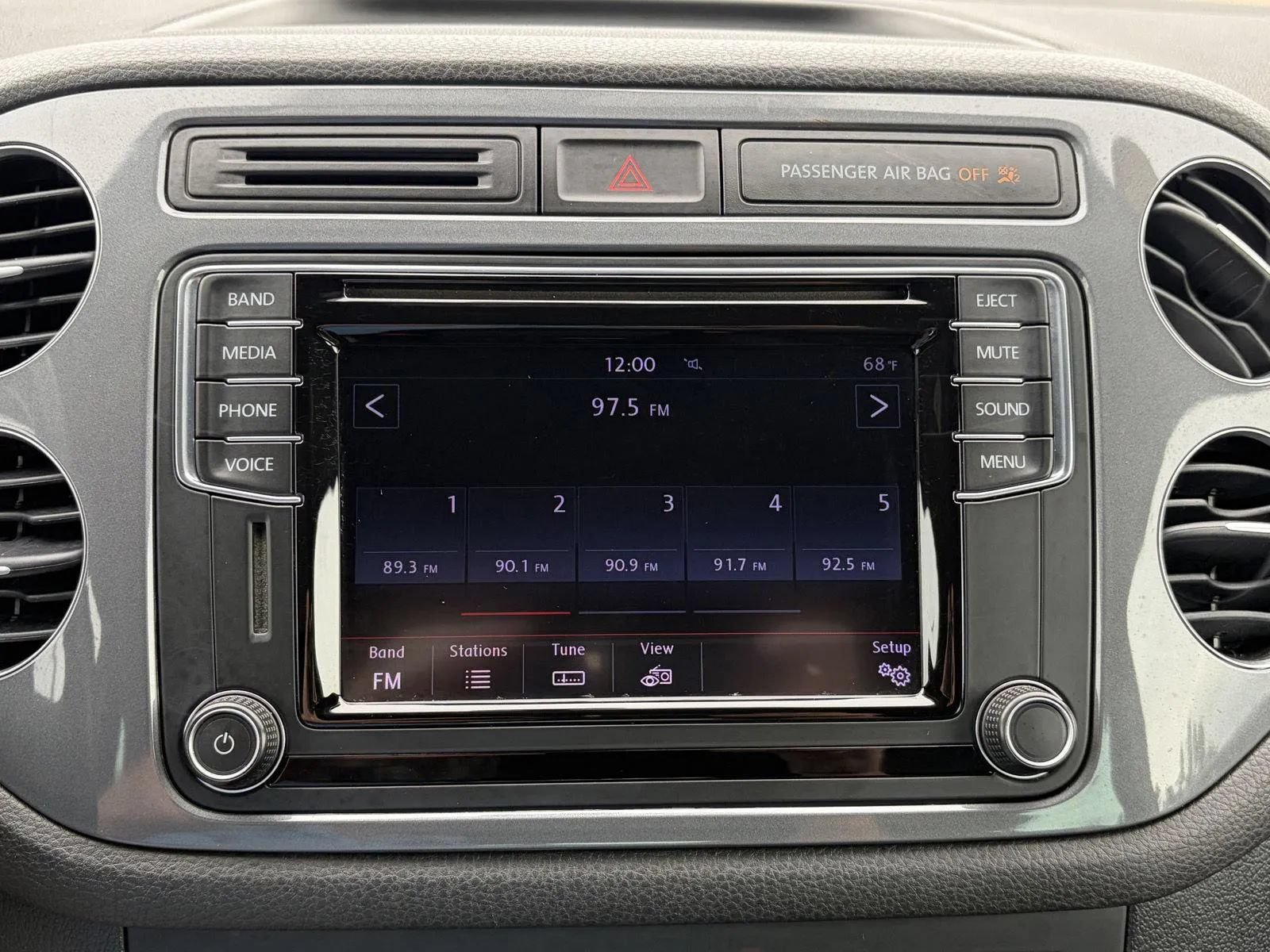 Used 2016 Volkswagen Tiguan R-Line FWD image 19