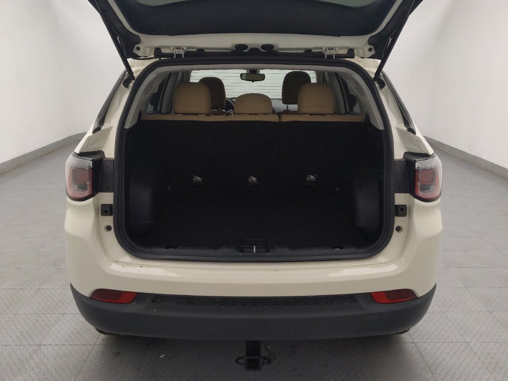 Used 2018 Jeep Compass Sport image 29