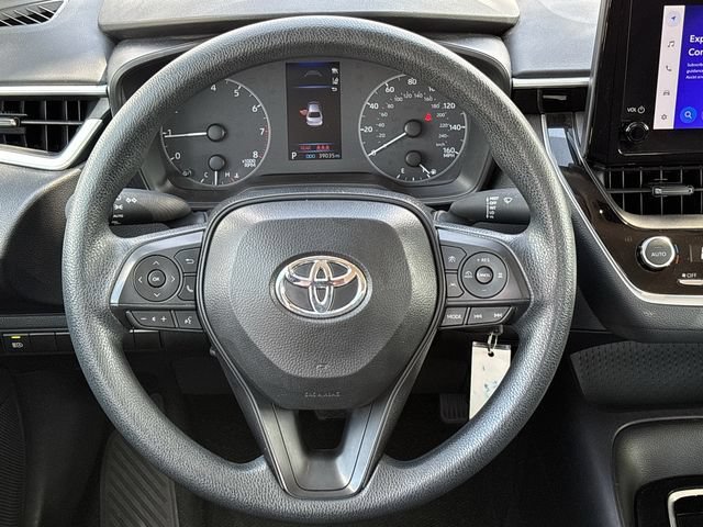 Used 2025 Toyota Corolla LE FWD image 13