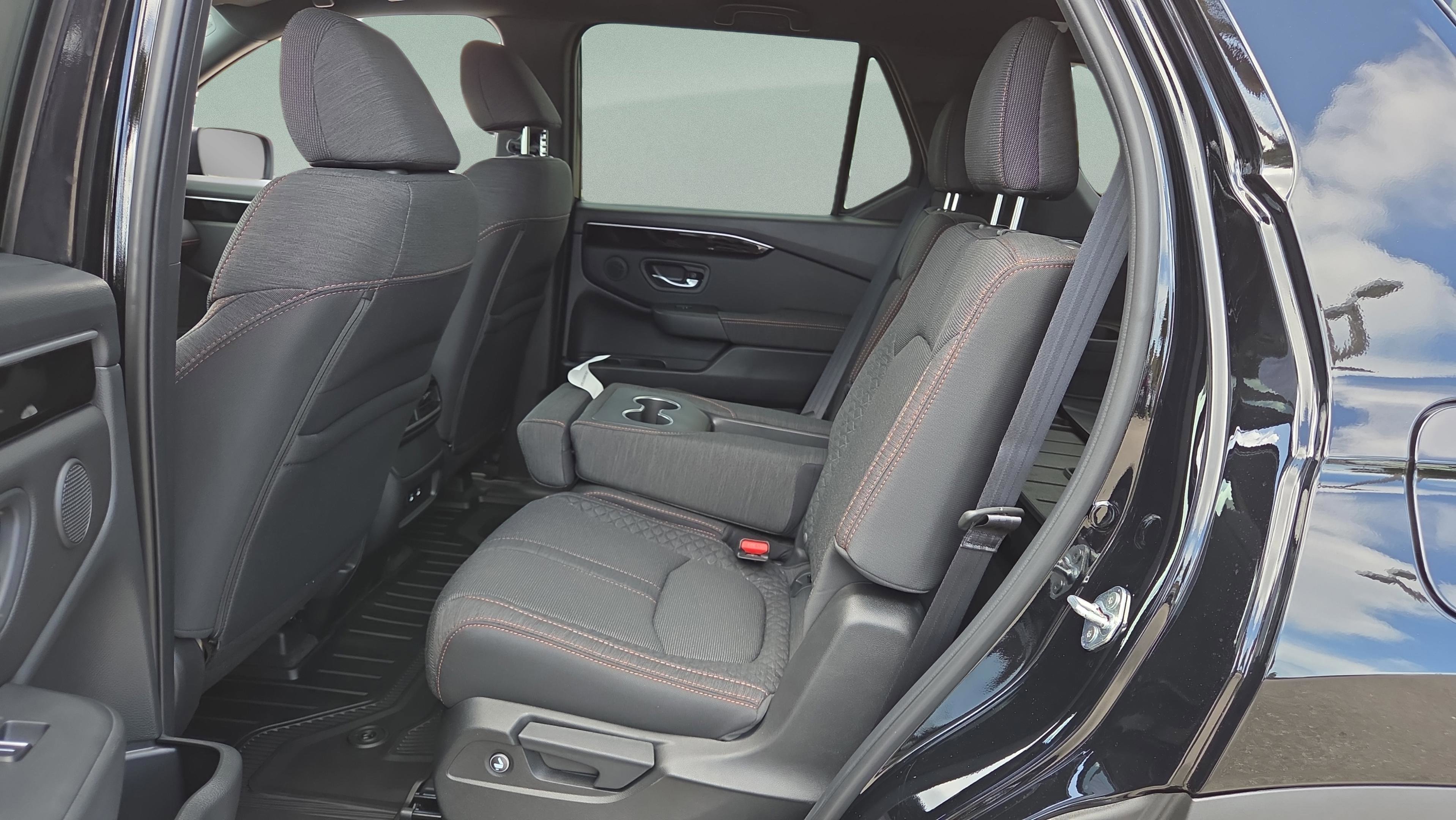 New 2026 Honda Pilot Sport image 12