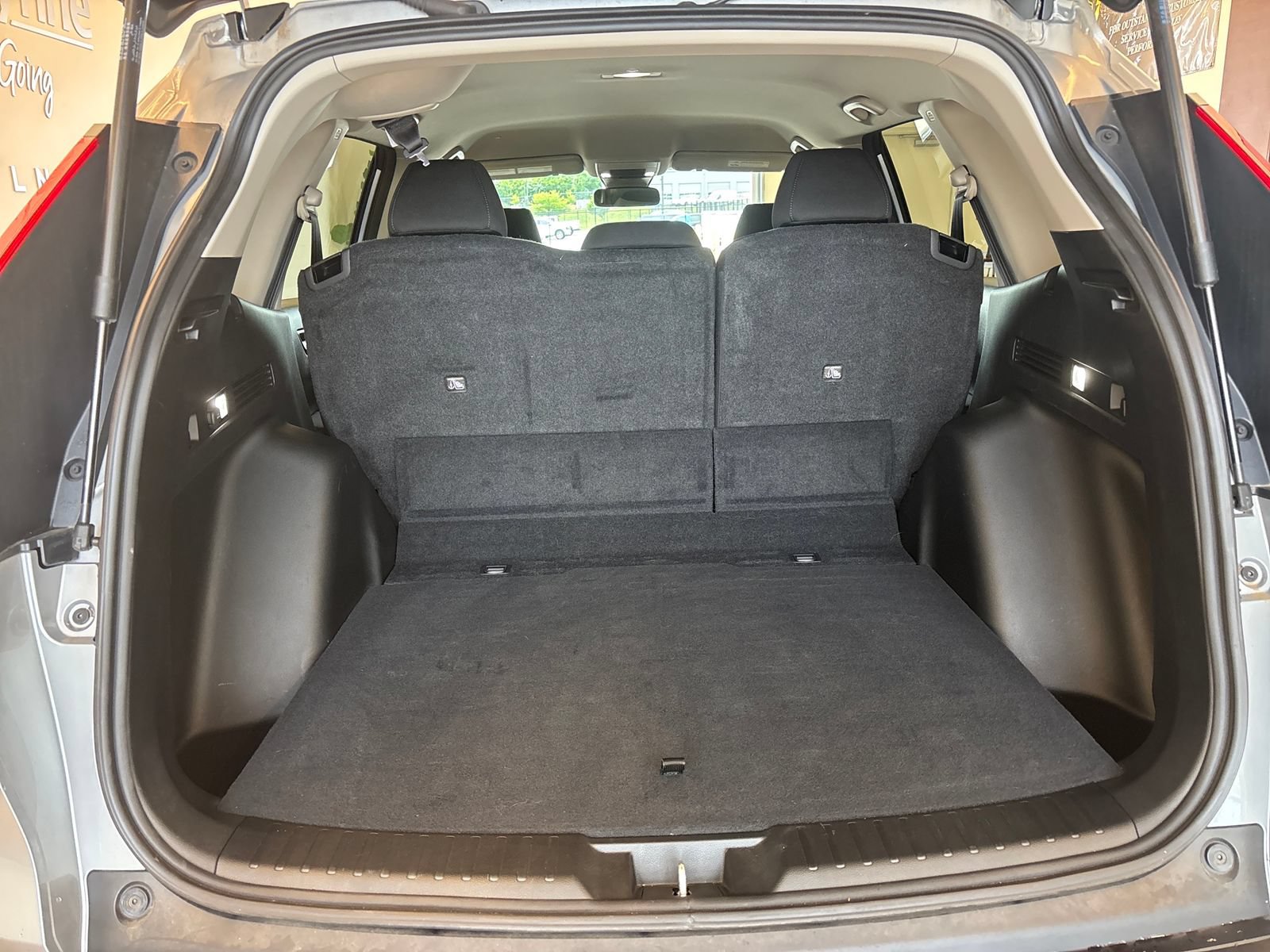 Used 2025 Honda CR-V LX image 10
