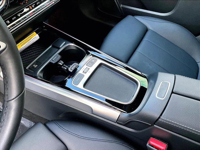 Used 2025 Mercedes-Benz GLB 250 image 15