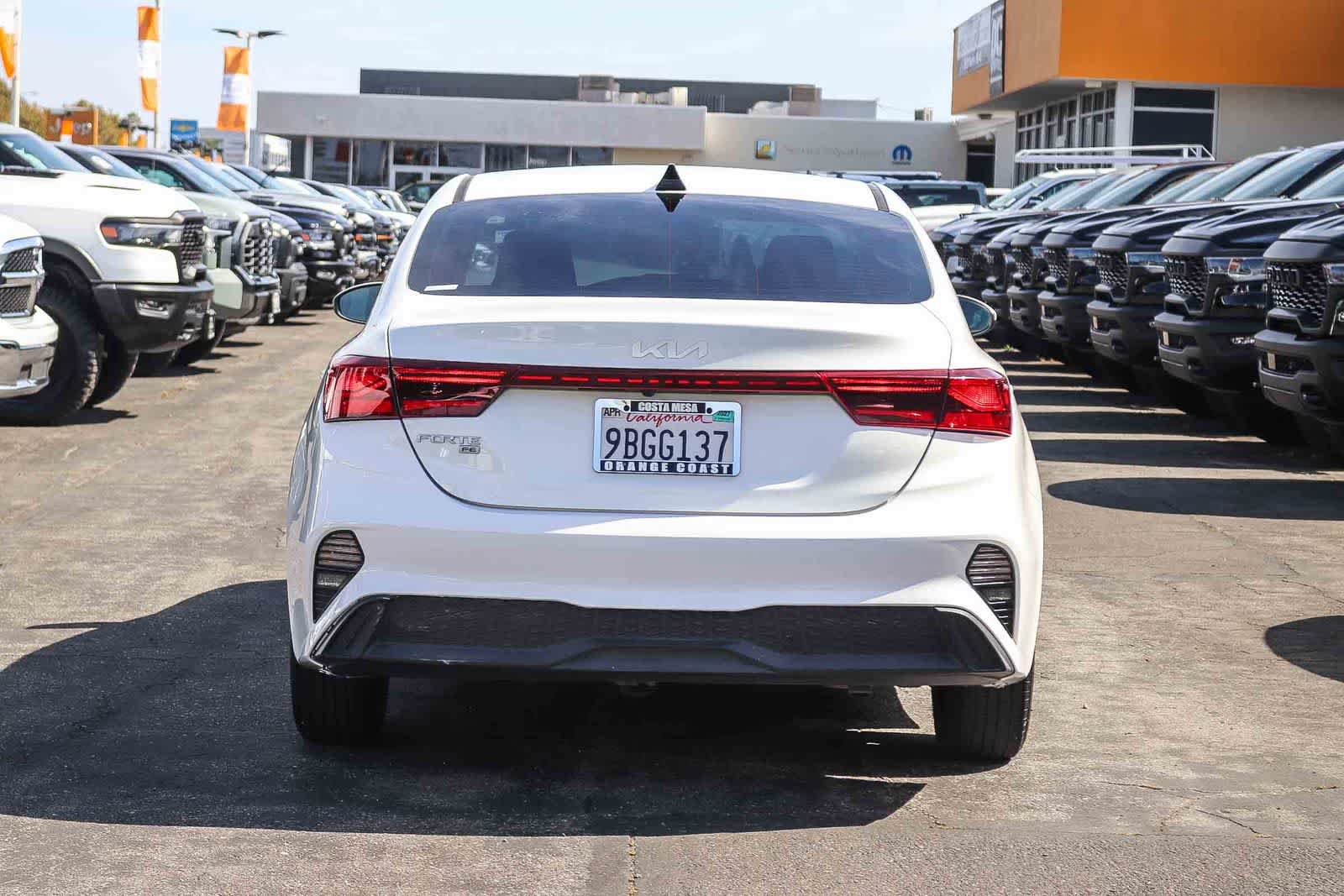 Used 2022 Kia Forte Sedan FWD image 5