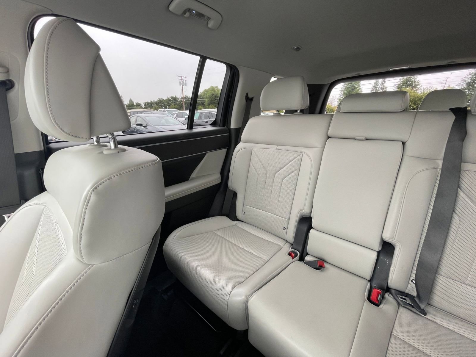 Used 2025 Hyundai Santa Fe SEL image 42