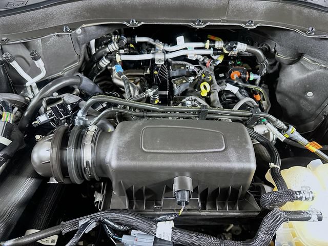 Used 2023 Ford Explorer XLT AWD/4WD image 34