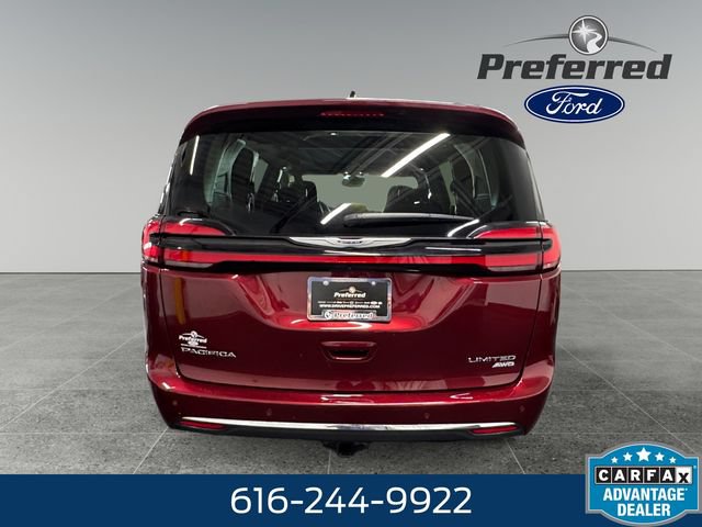 Used 2023 Chrysler Pacifica Limited AWD/4WD image 23