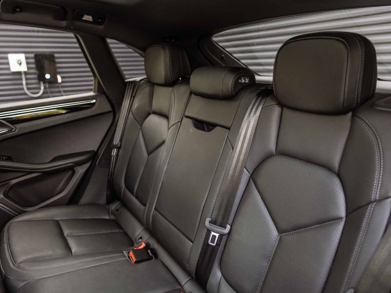 Certified 2026 Porsche Macan AWD/4WD image 20