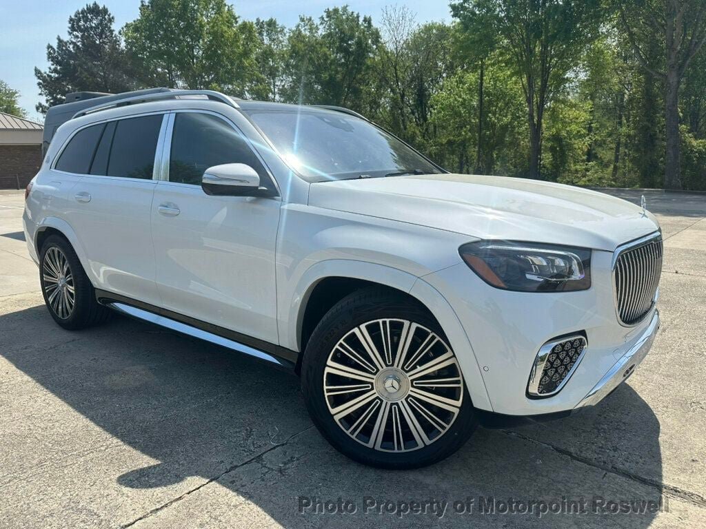 Used 2026 Mercedes-Benz Maybach GLS 600 4MATIC image 3