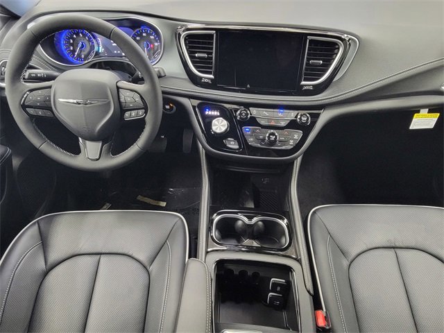 New 2026 Chrysler Pacifica Limited w/ S Appearance Package image 22