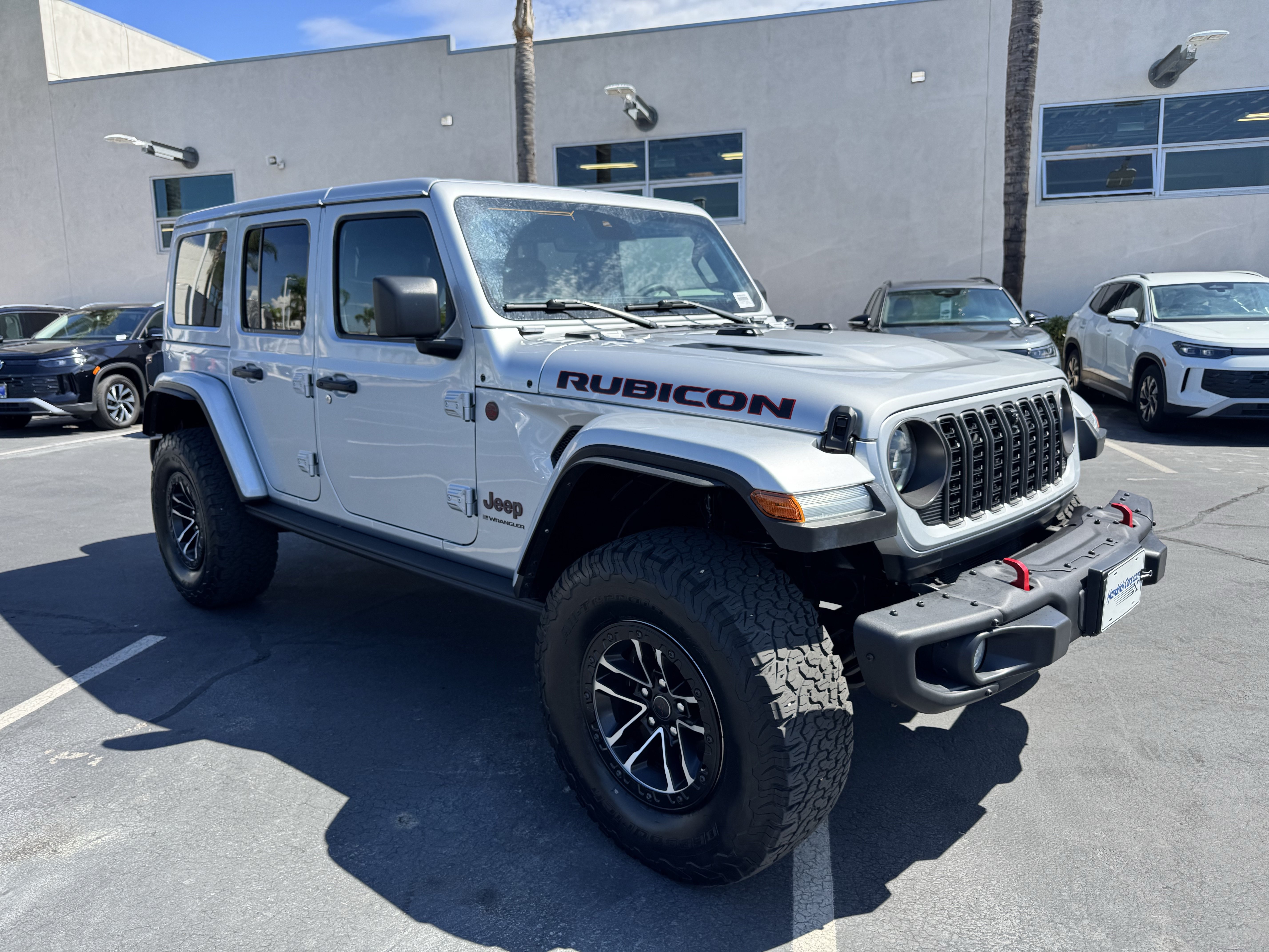 Used 2024 Jeep Wrangler Unlimited Rubicon AWD/4WD image 2