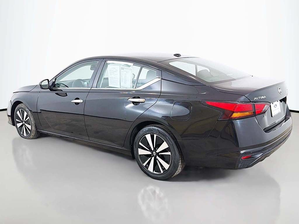 Used 2022 Nissan Altima 2.5 SV FWD image 7