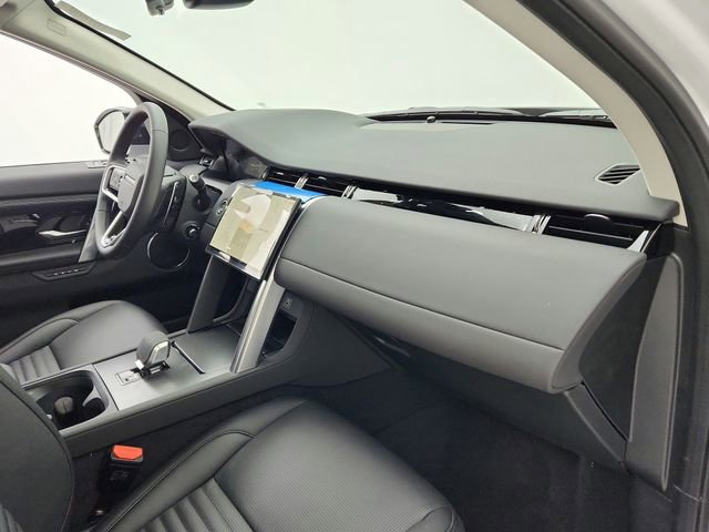 Certified 2025 Land Rover Discovery Sport S image 17