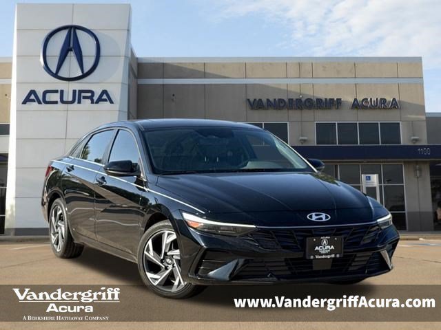 Used 2025 Hyundai Elantra SEL