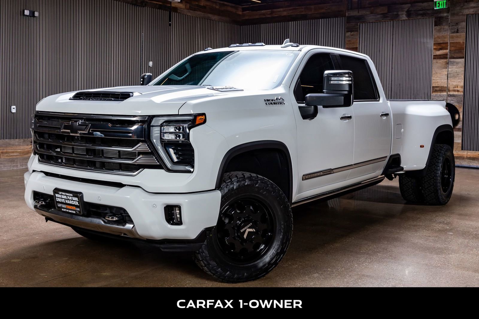 Used 2024 Chevrolet Silverado 3500 High Country w/ High Country Premium Package image 5