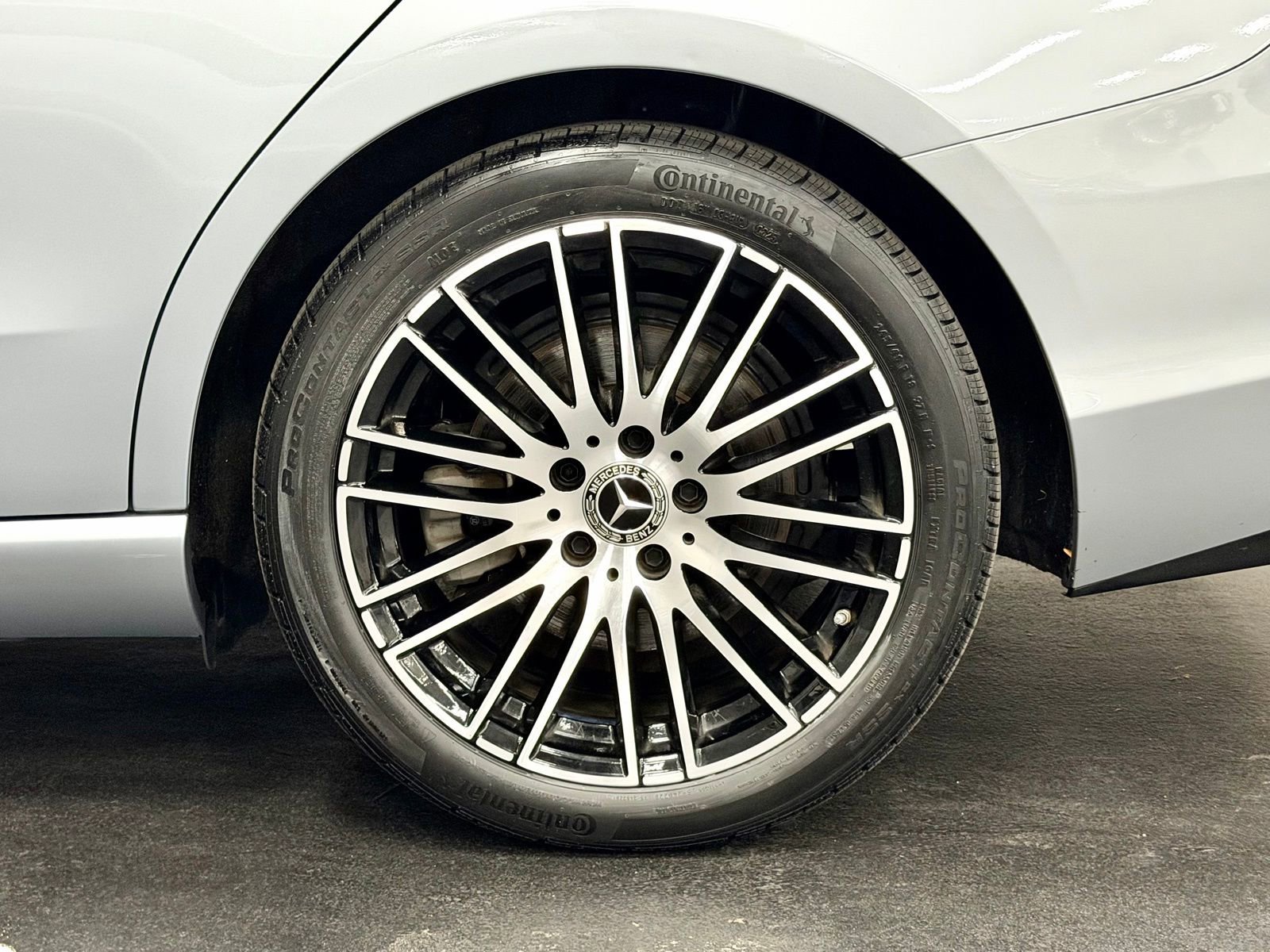 Used 2023 Mercedes-Benz C 300 4MATIC Sedan w/ Exclusive Trim Package image 17