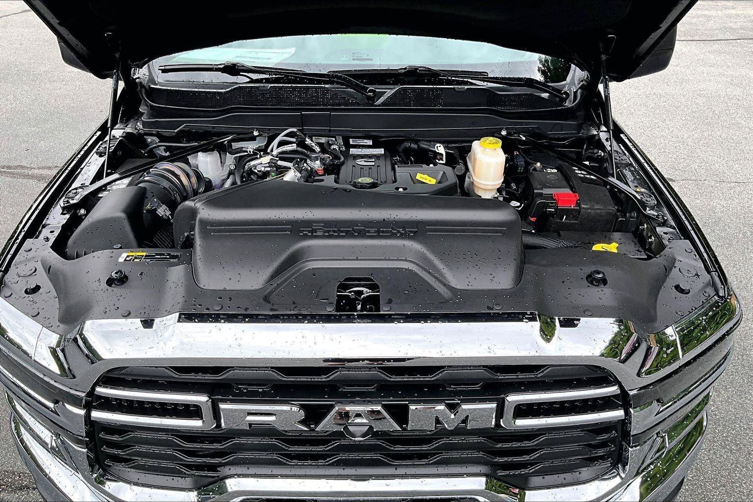 New 2026 RAM 5500 Tradesman w/ Chrome Appearance Group AWD/4WD image 10