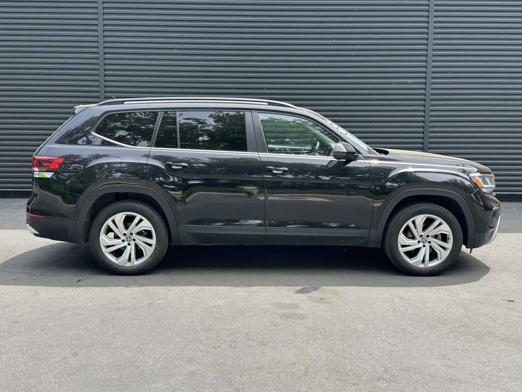 Used 2023 Volkswagen Atlas SE AWD/4WD image 6
