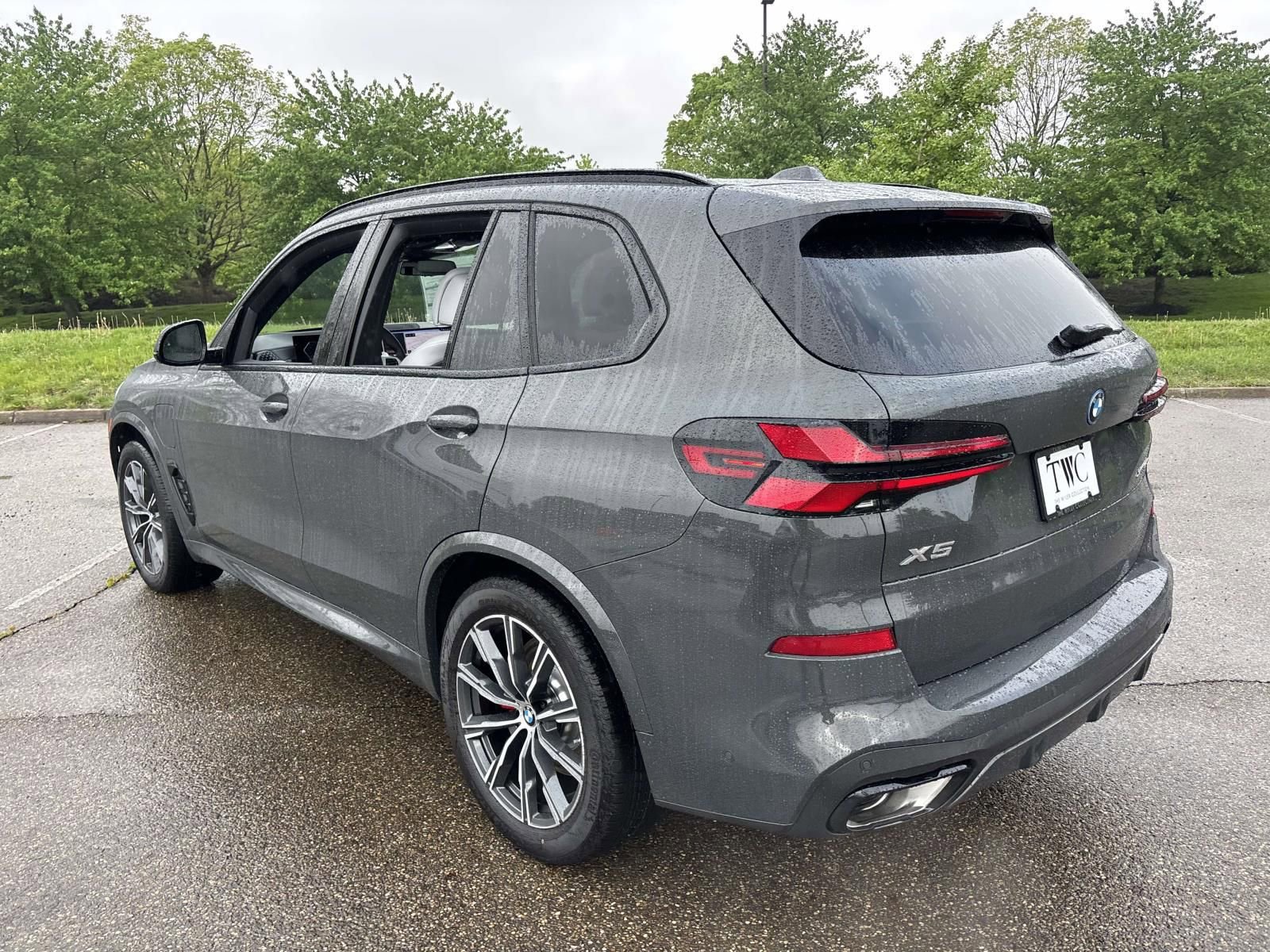 New 2026 BMW X5 xDrive50e AWD/4WD image 7