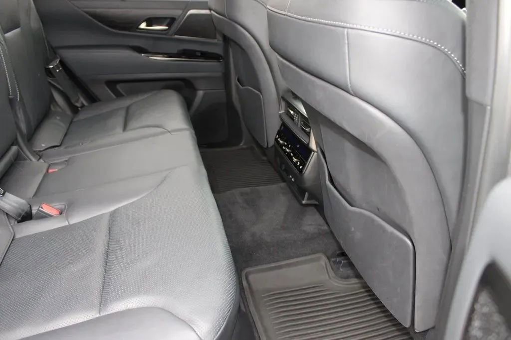 Used 2023 Lexus LX 600 4WD w/ Appearance Package image 22