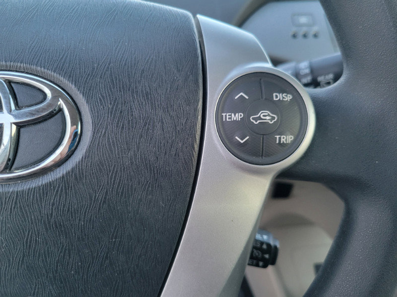 Used 2015 Toyota Prius Two image 28