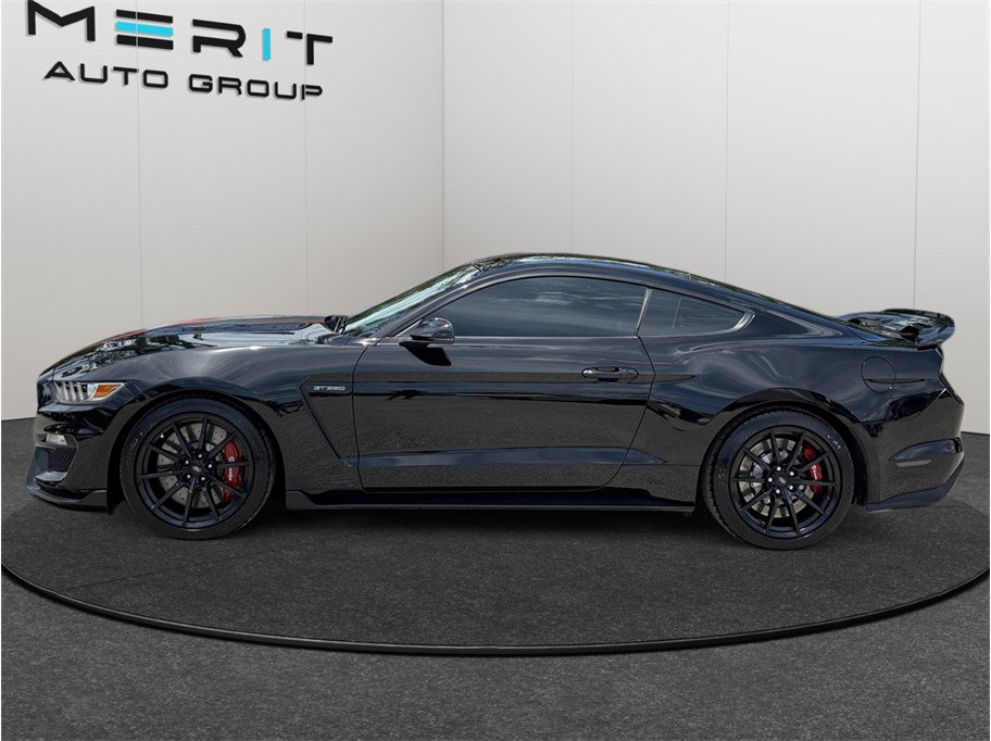 Used 2018 Ford Mustang Shelby GT350 w/ Convenience Package RWD image 5