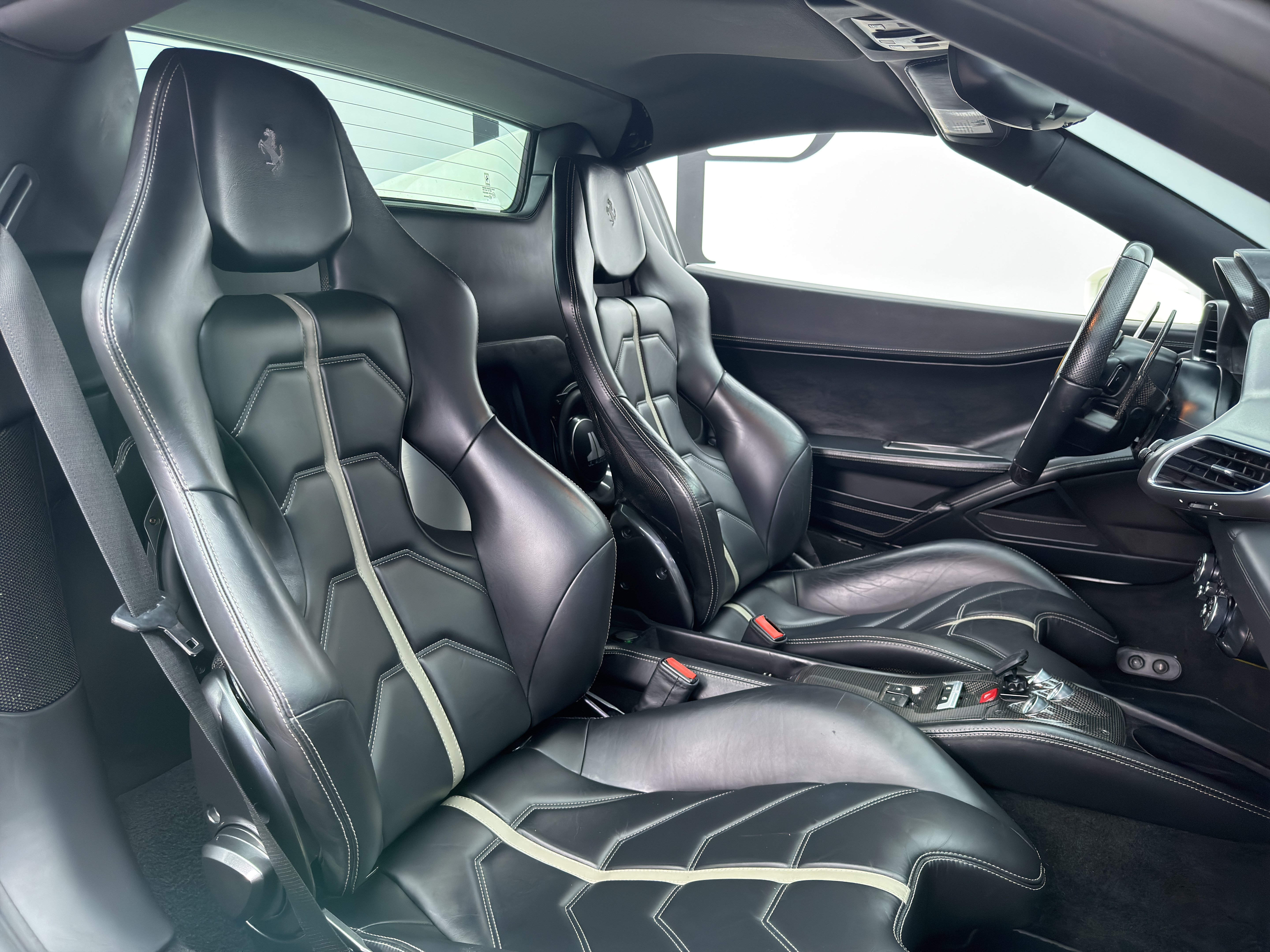 Used 2014 Ferrari 458 Spider RWD image 25