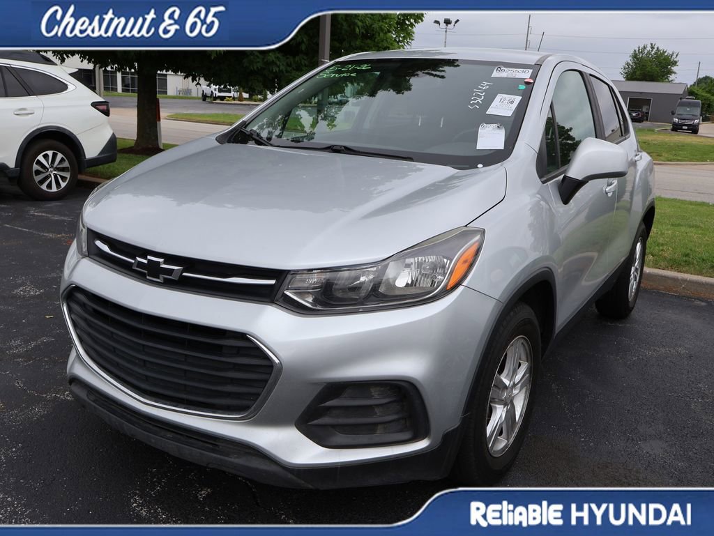 Used 2020 Chevrolet Trax LS w/ Tint and Cruise Package FWD image 11