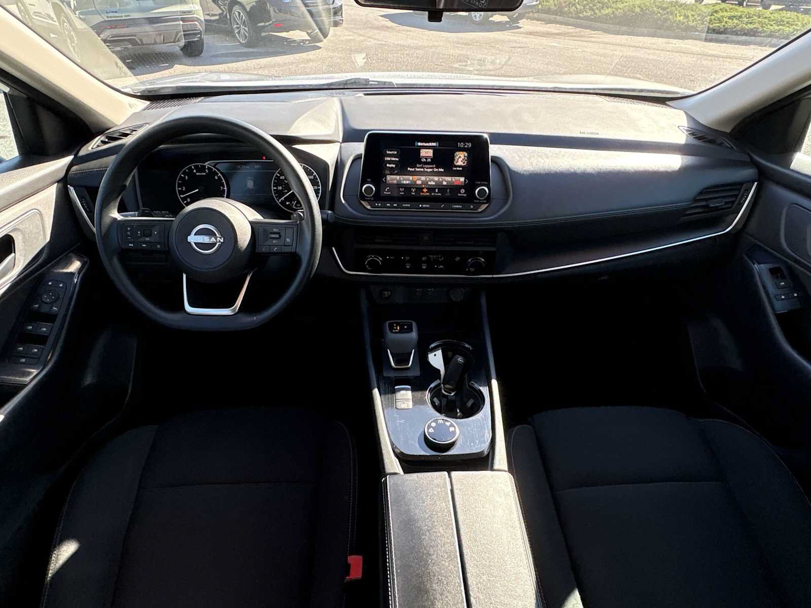 Used 2024 Nissan Rogue S AWD/4WD image 19