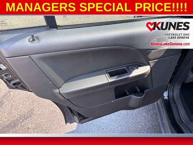 Used 2008 Ford Taurus X Limited FWD image 17