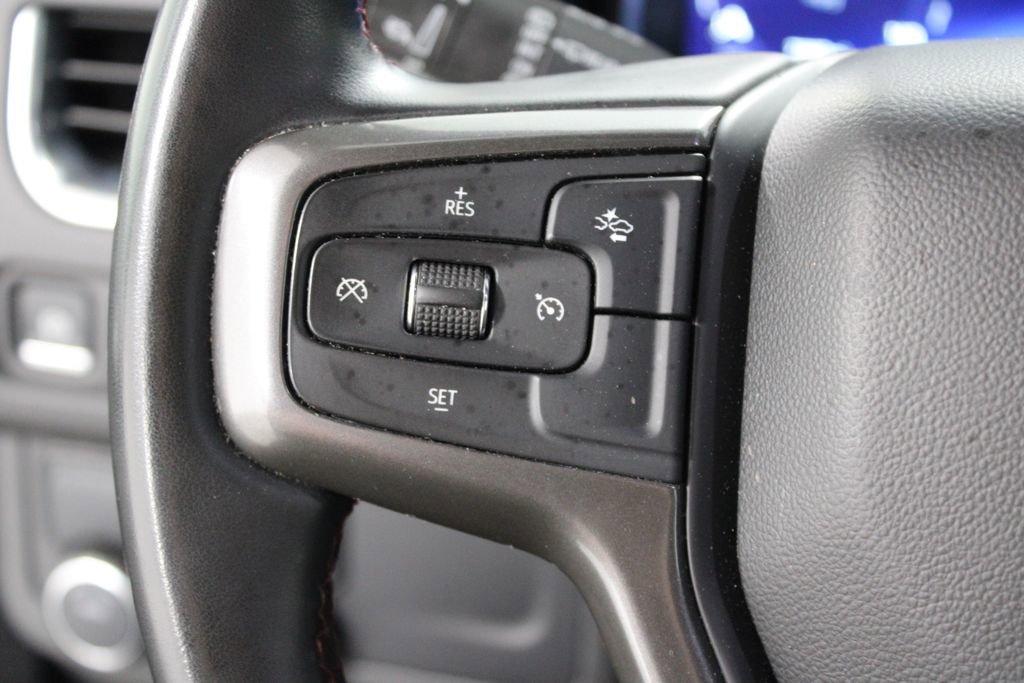 Used 2024 Chevrolet Suburban RST image 41