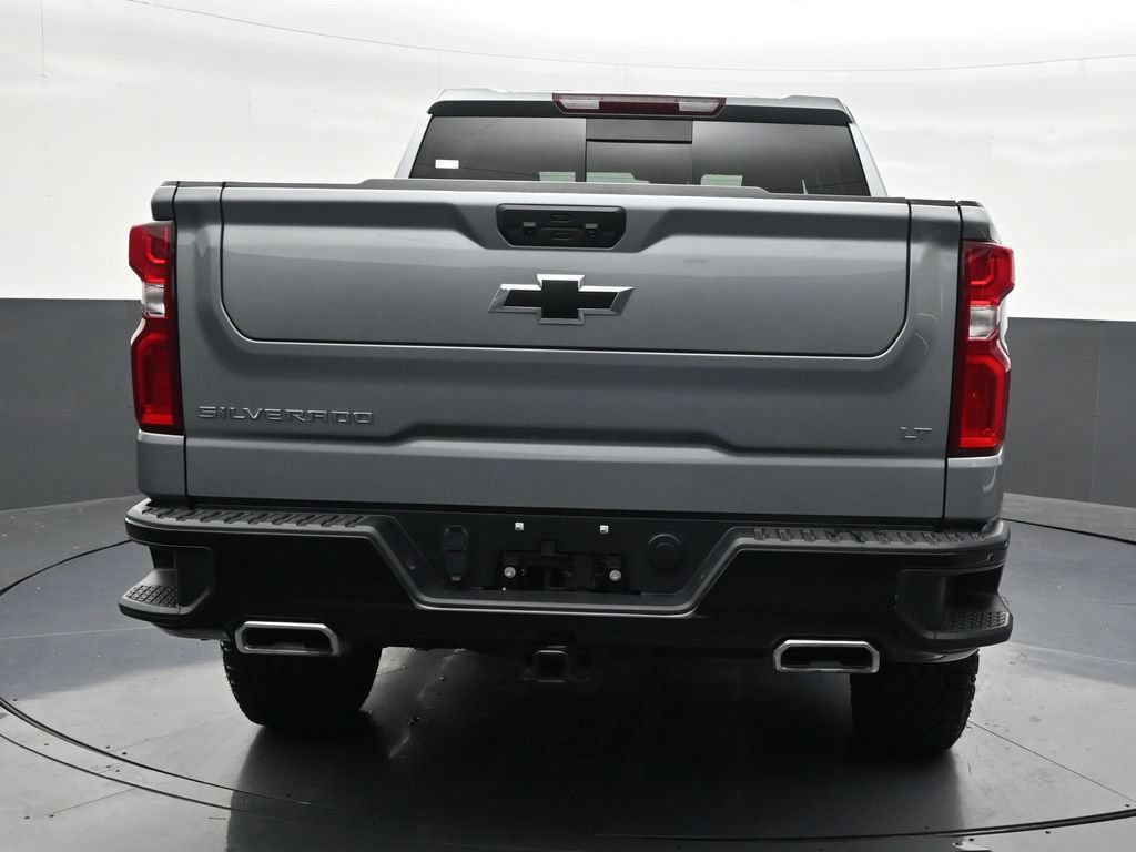 Used 2024 Chevrolet Silverado 1500 LT Trail Boss w/ Convenience Package II AWD/4WD image 4