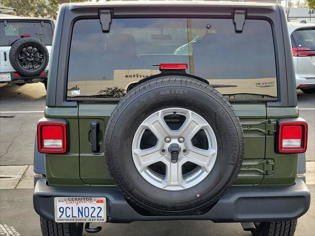 Certified 2022 Jeep Wrangler Unlimited Sport AWD/4WD image 3