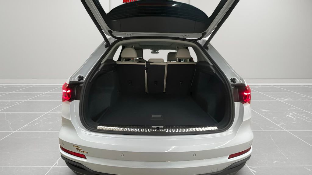 Used 2025 Audi Q3 2.0T Premium Plus image 16