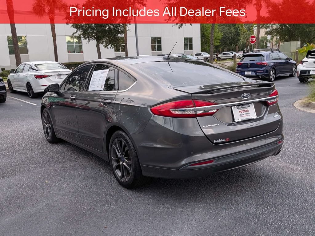 Used 2018 Ford Fusion SE w/ Equipment Group 201A FWD image 6