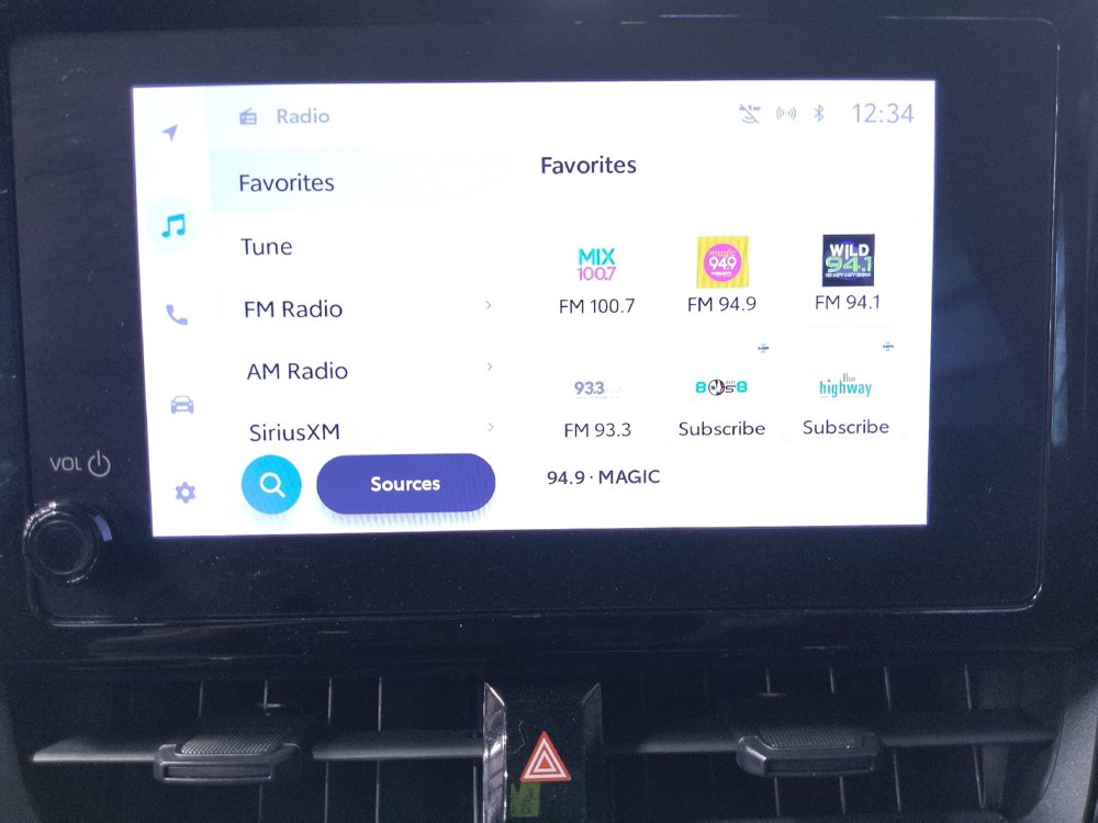 Used 2023 Toyota Corolla LE image 25