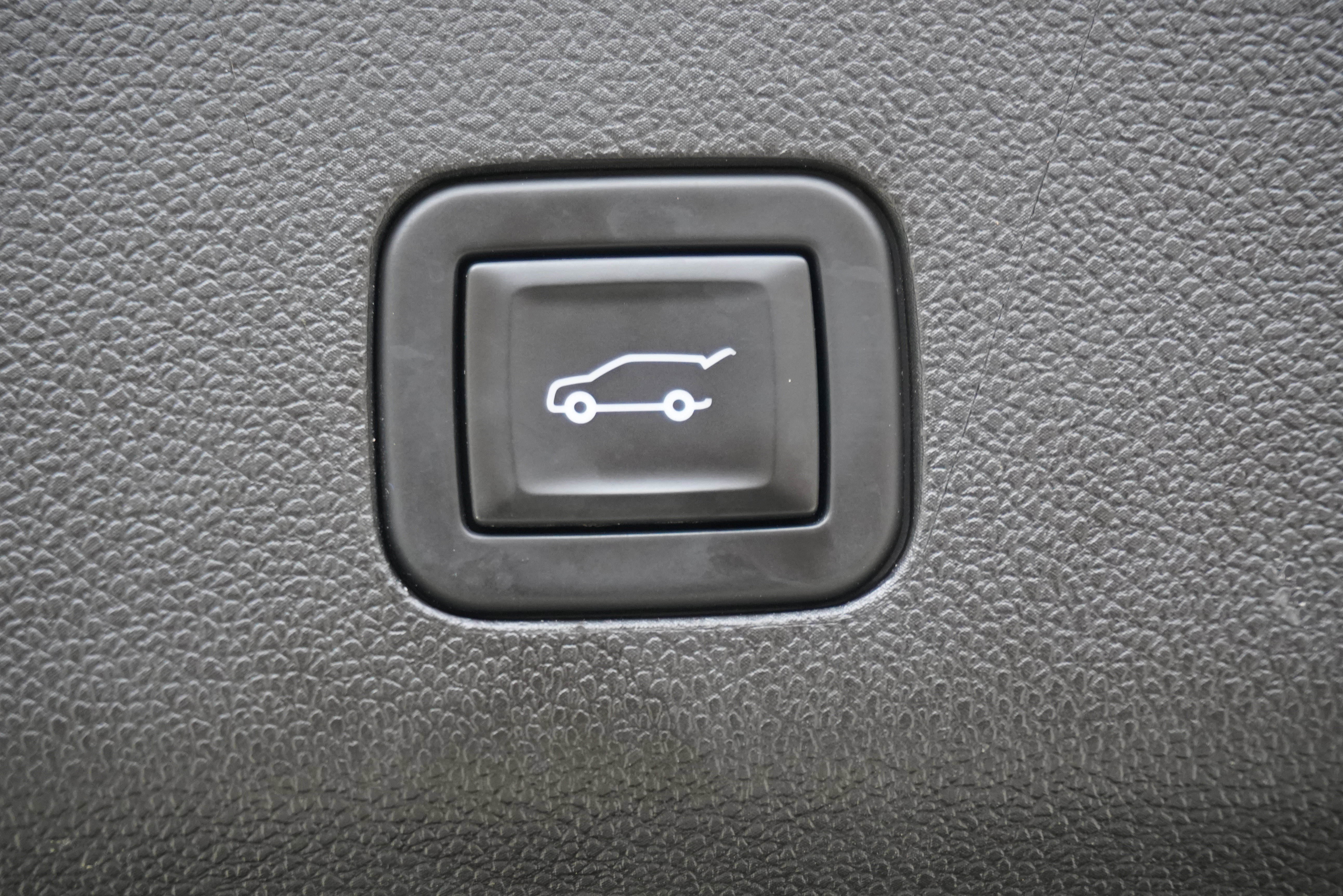 Used 2021 Cadillac Escalade Sport w/ Driver Assist Tech Package RWD image 35