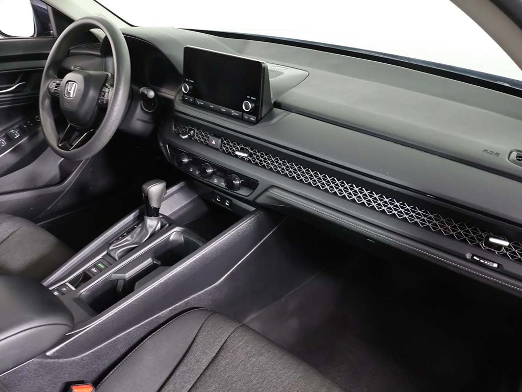 Used 2024 Honda Accord EX image 28