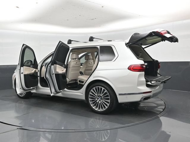 Used 2020 BMW X7 xDrive40i w/ Premium Package AWD/4WD image 59