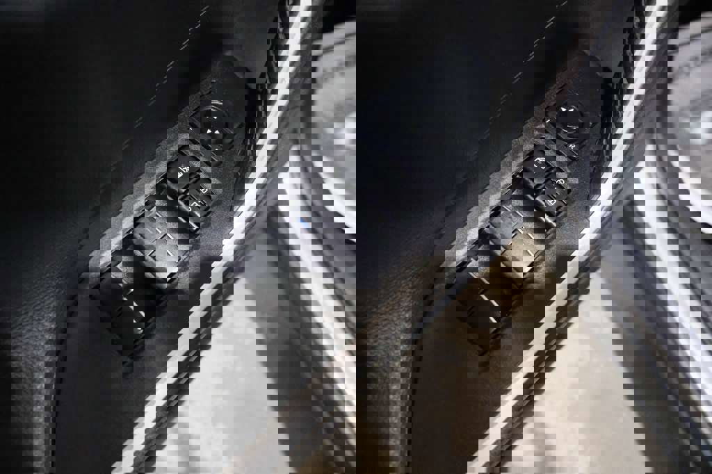 Used 2021 Toyota RAV4 XSE image 18