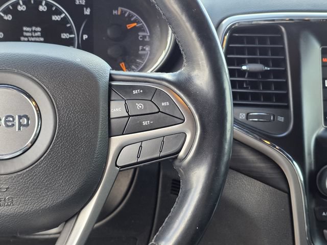 Used 2021 Jeep Grand Cherokee Laredo w/ Security & Convenience Group AWD/4WD image 25