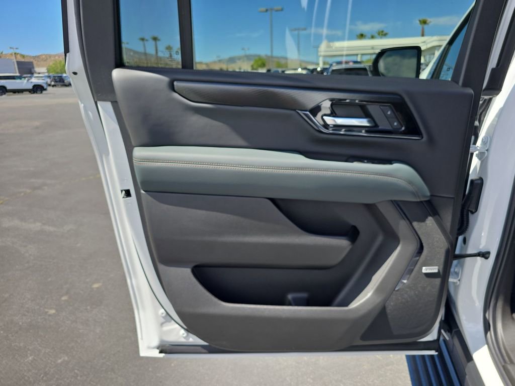 New 2026 GMC Yukon XL AT4 w/ AT4 Premium Plus Package image 34