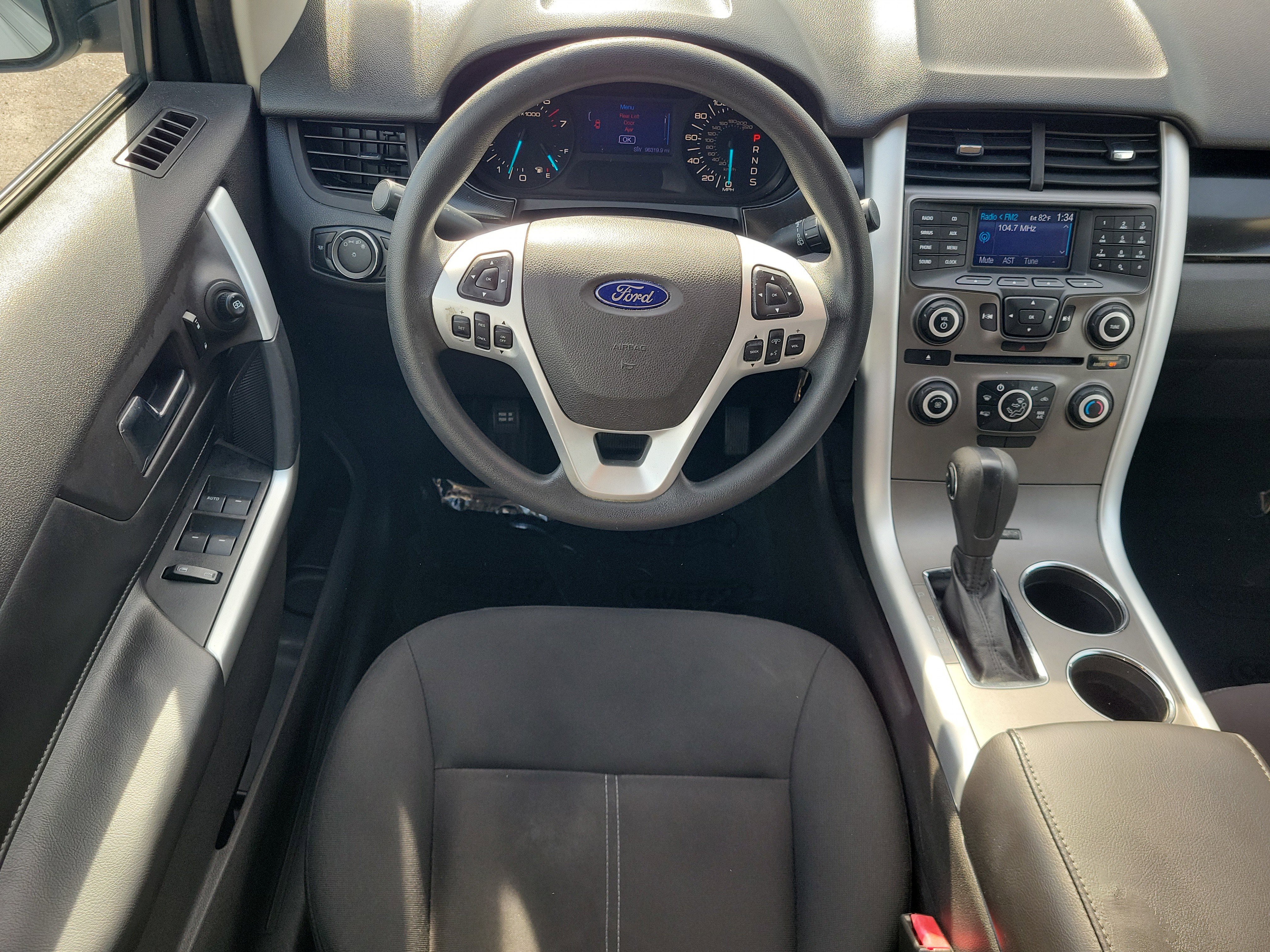 Used 2013 Ford Edge SE image 16
